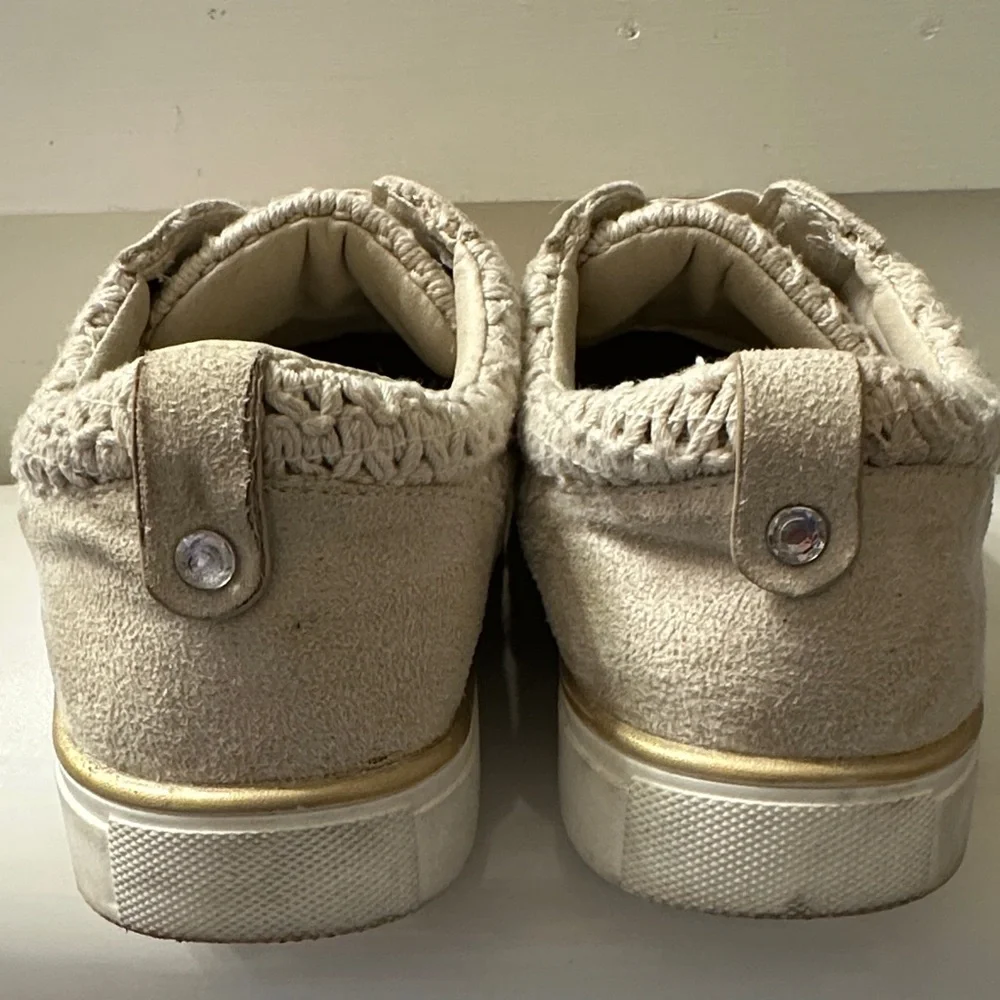 🤎Kenneth Cole Reaction Women's Woven Slip-On Sneakers in Beige•Size 7